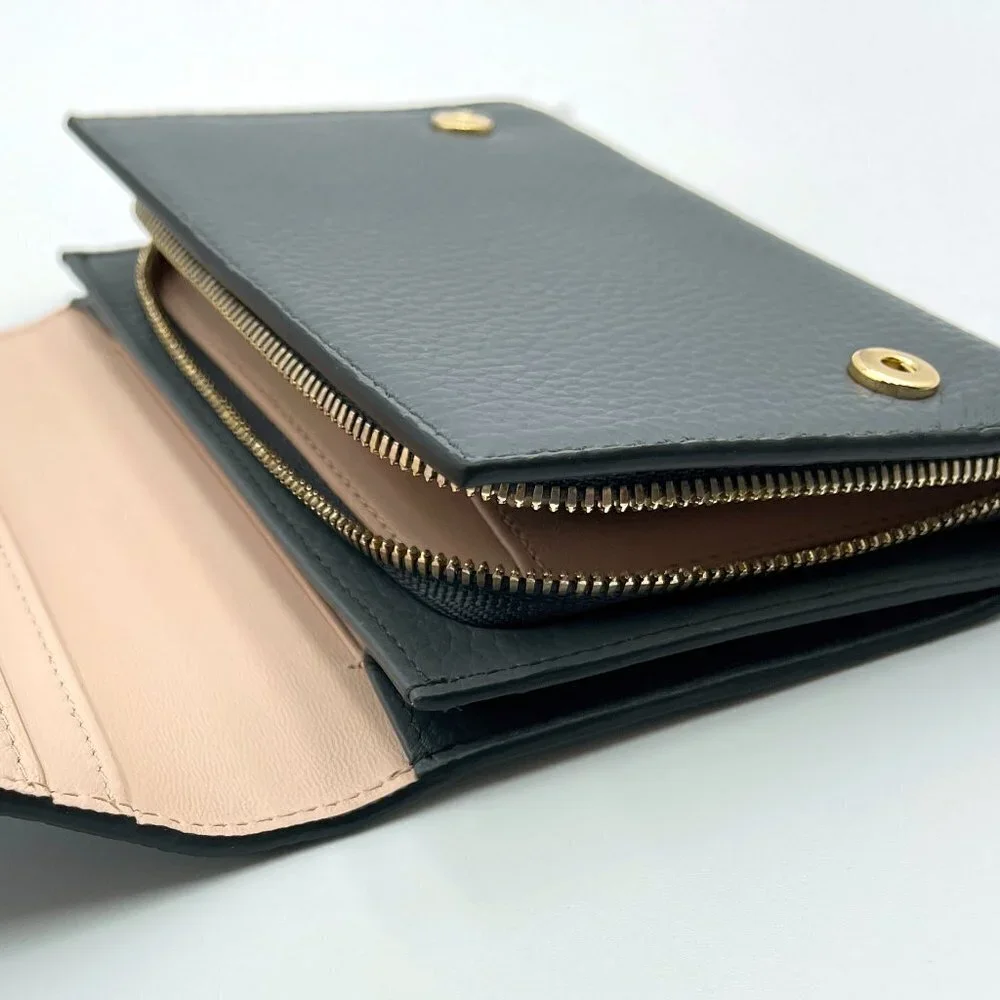 Bally Woodi Gray Pebbled Leather Bifold Wallet‎